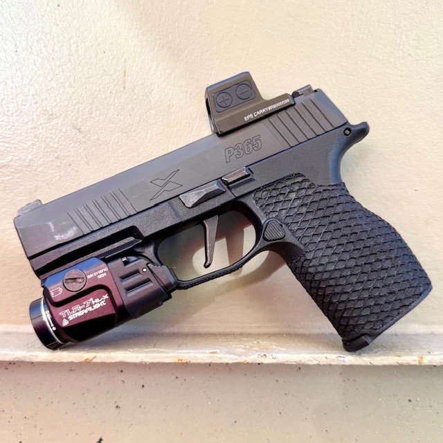 Competition Series Sig 365XL Macro 9mm, cut down to 12 round Carry size. With light and optic. USED/CONSIGNMENT. - Image 2
